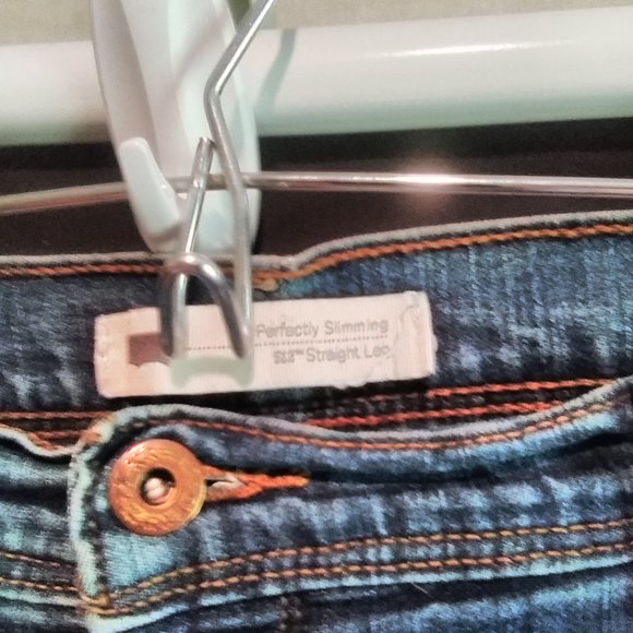 Levi's 512 Perfectly Slimming Straight Leg Jeans - Picture 6 of 8